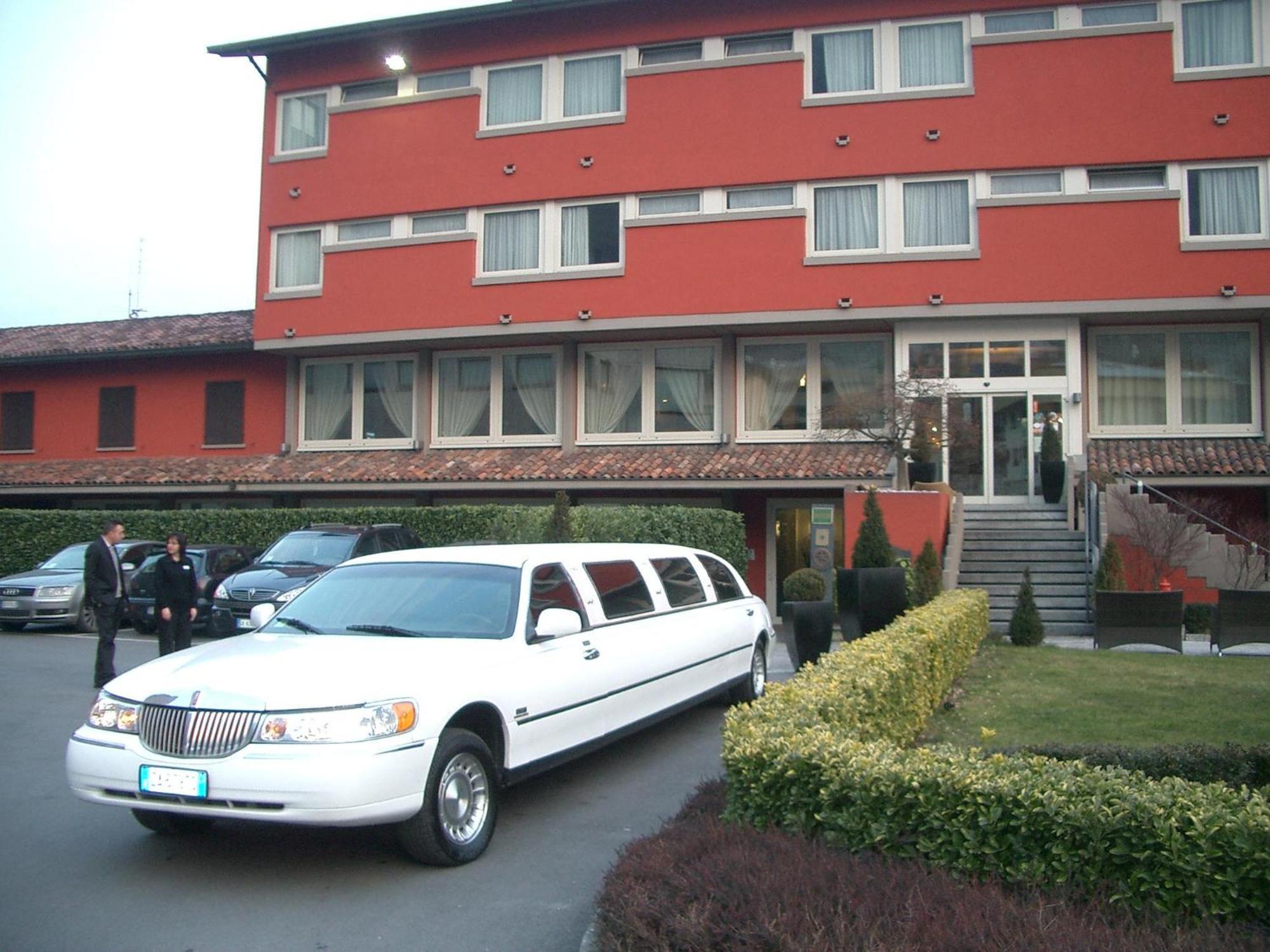 Hotel San Martino Boario Terme Eksteriør bilde