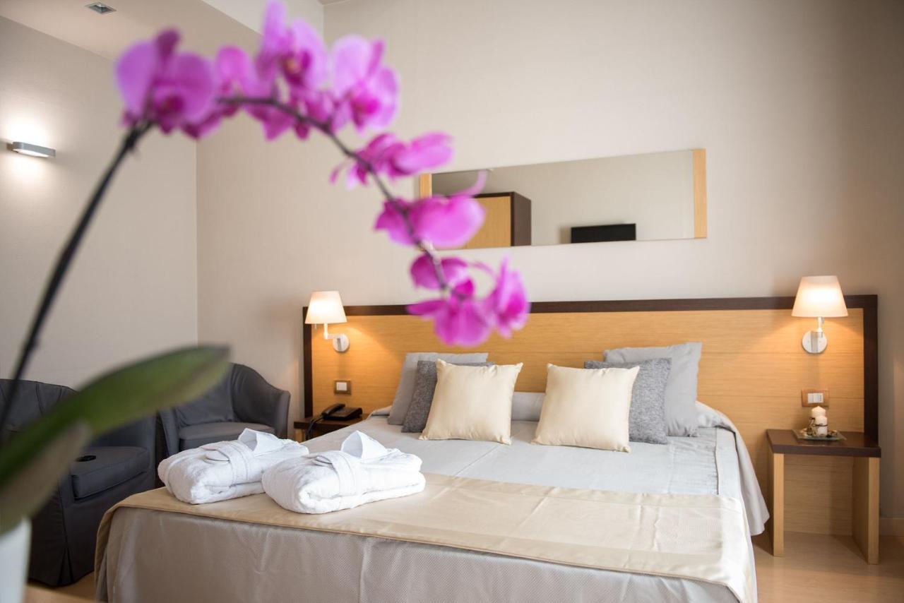 Hotel San Martino Boario Terme Eksteriør bilde